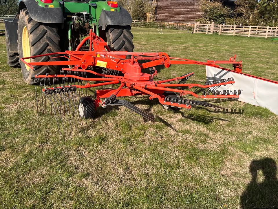 Kuhn GA 4121 GM Rake