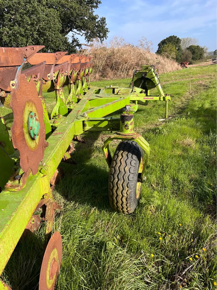 Dowdswell DP160S 7 Furrow